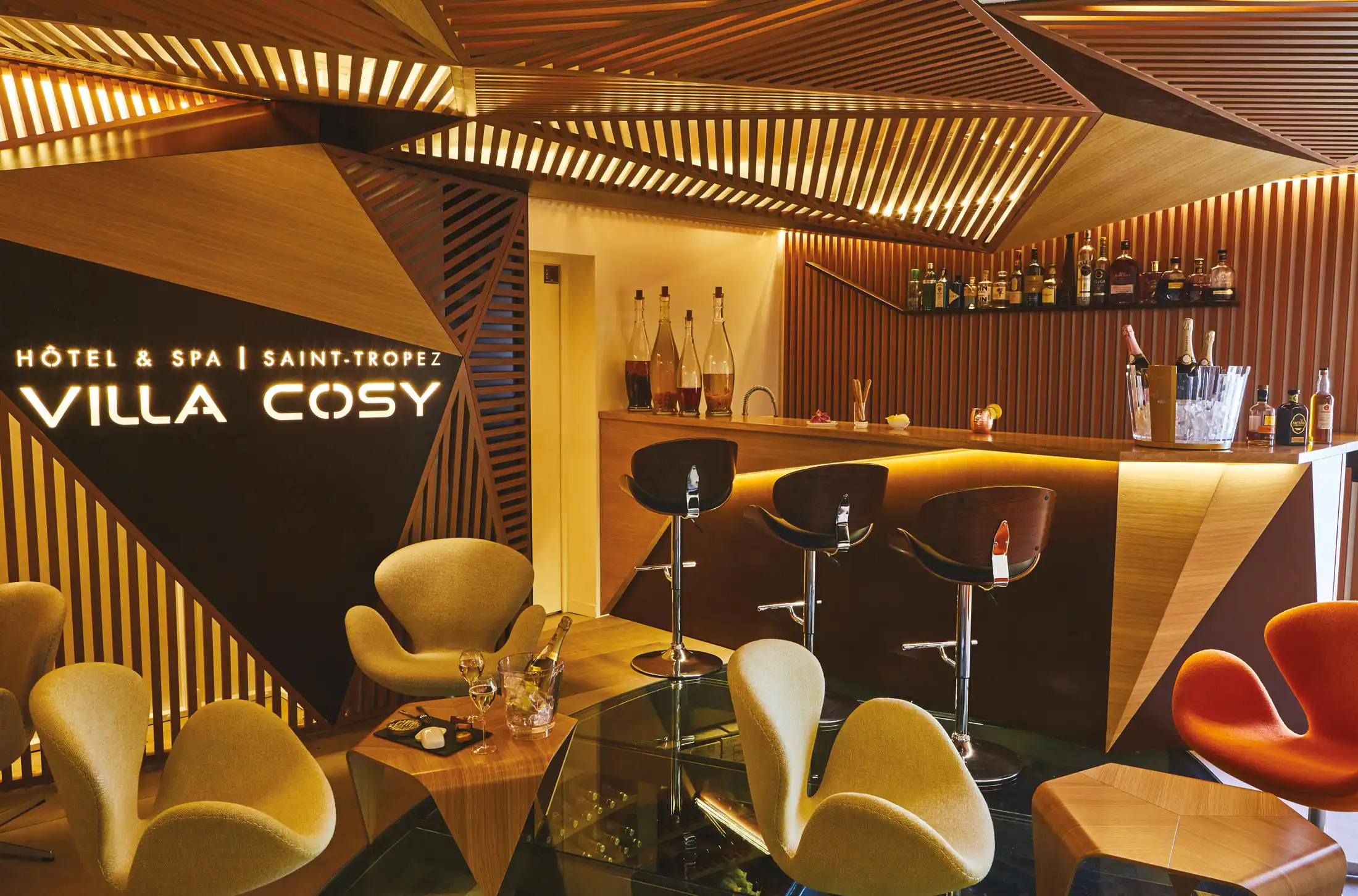 Cosy Bar